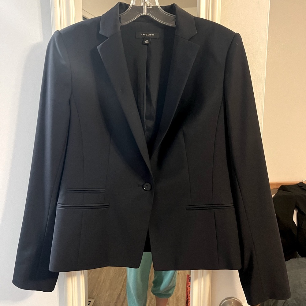 ANN TAYLOR Black Single Button Blazer